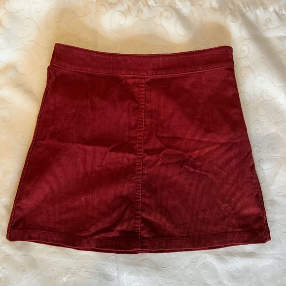 Aritzia Wilfred Free Burgandy Corduroy Skirt - Picture 1 of 3